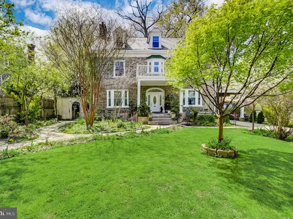 6642 McCallum St, Philadelphia, PA 19119