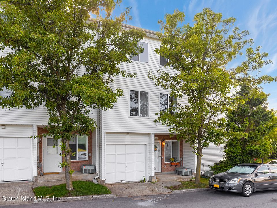 1st image of 30 Aspen Knolls Way
