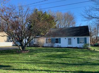 22 Clearview Ext, Wallkill, NY 12589