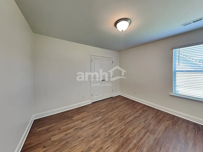 124 Cairo Ct — Photo 26