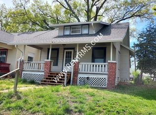 831 SW Jewell Ave, Topeka, KS 66606