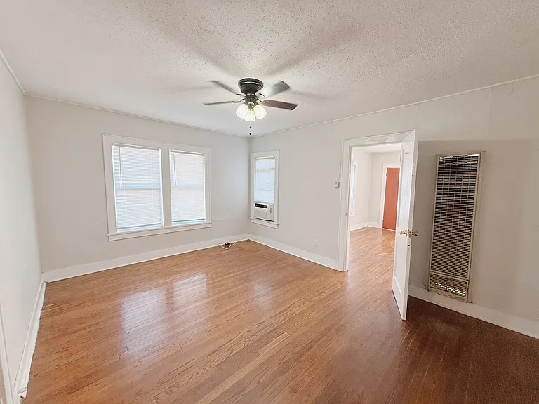 1201 Military Ct — Photo 9