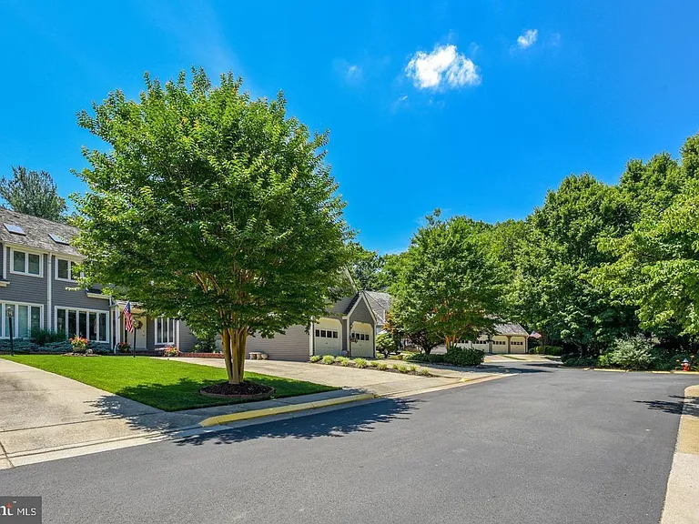 11627 Chapel Cross Way — Photo 36