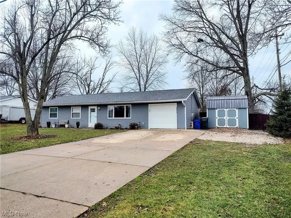 4233 Sabin Dr, Rootstown, OH 44272