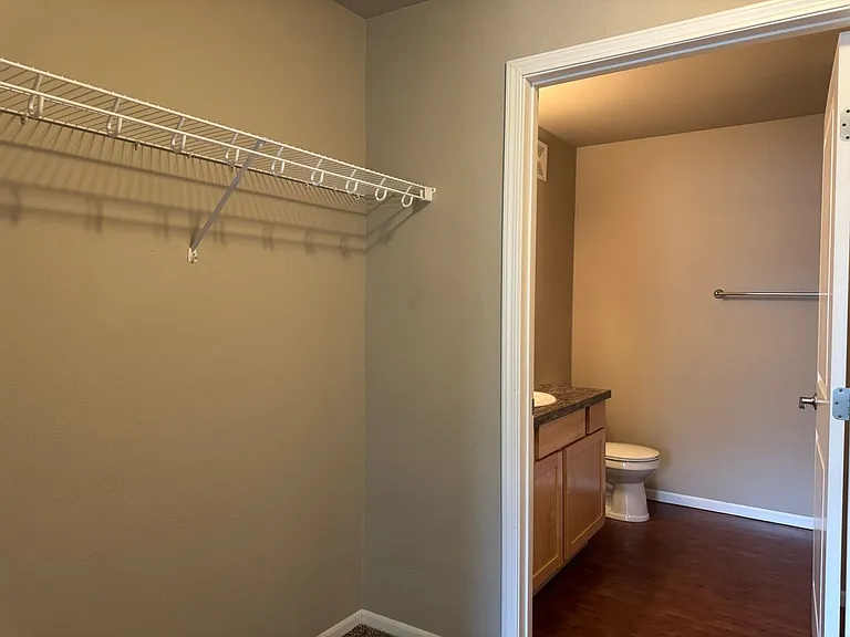 Aspen Trail Apartments — Photo 168