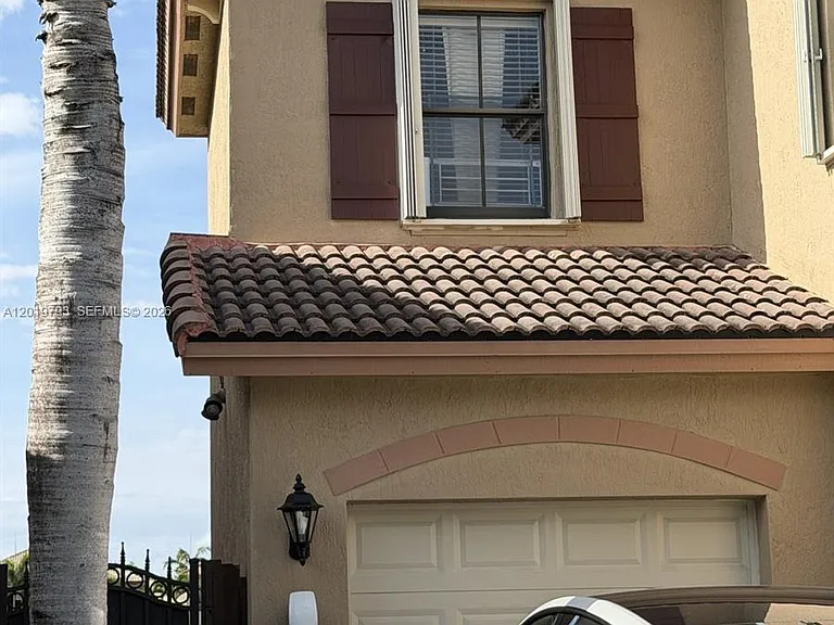 11339 SW 243rd Ter — Photo 2