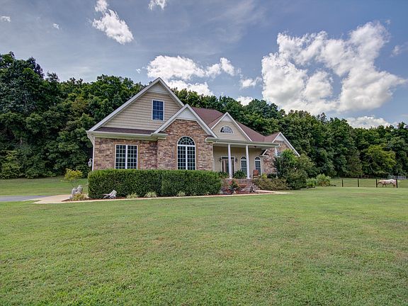 2nd image of 600 Bates Hollow Rd