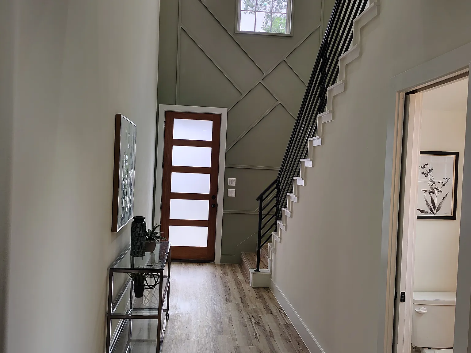 4 bed, 2174 sqft, $2,700 — Photo 2