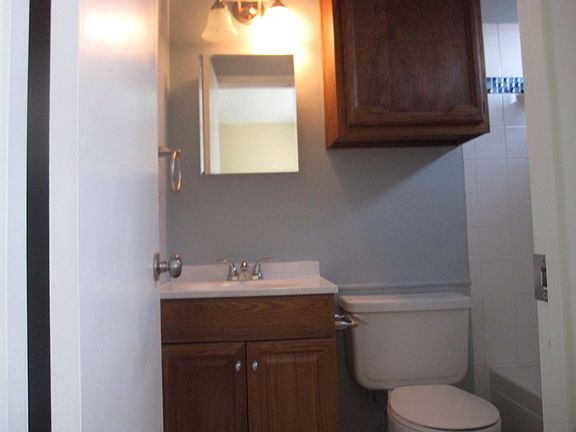 3rd image of 1804 E Northgate Dr APT B