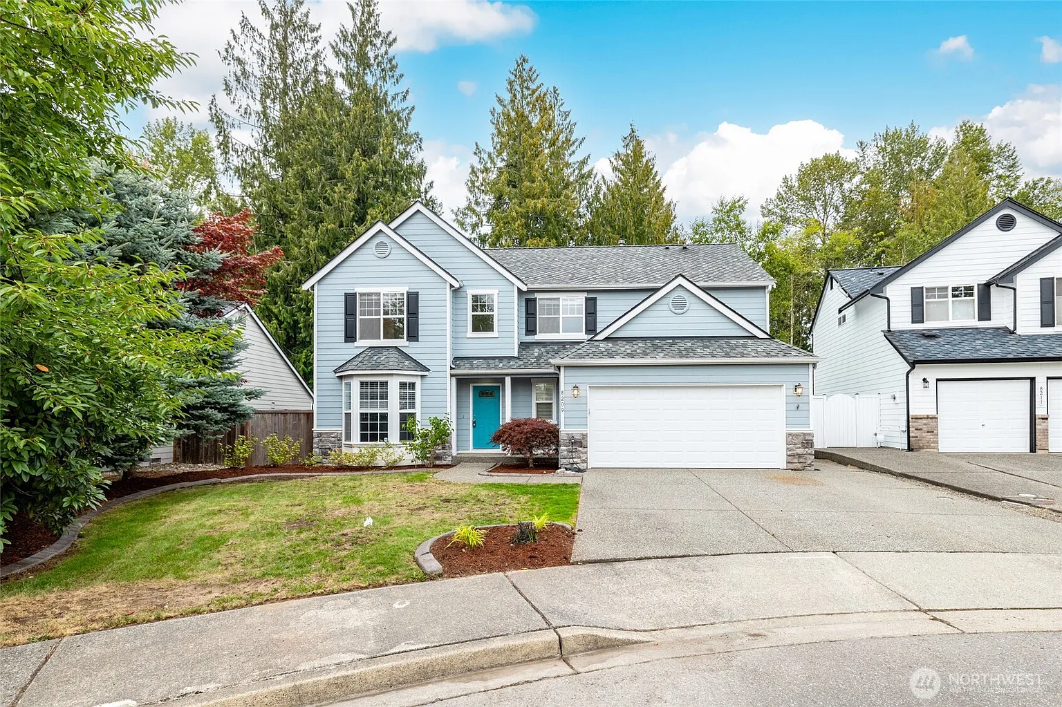 8209 Hunter Place photo 1