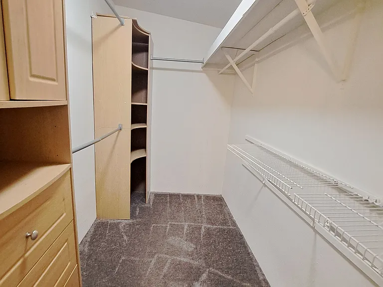 2081 Nehemiah Ct — Photo 9