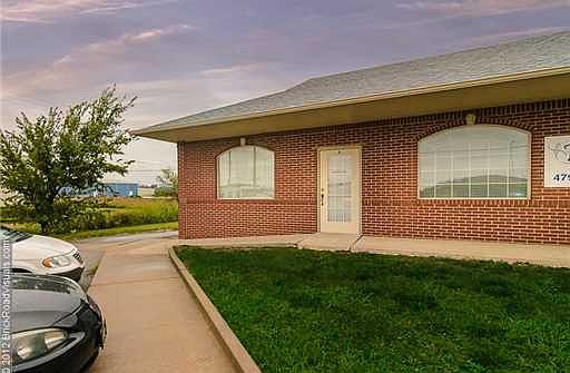 1st image of 620 E Henri De Tonti Blvd