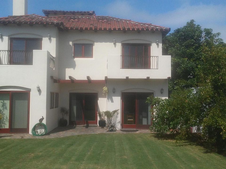 2nd image of 667 Pomona Ave