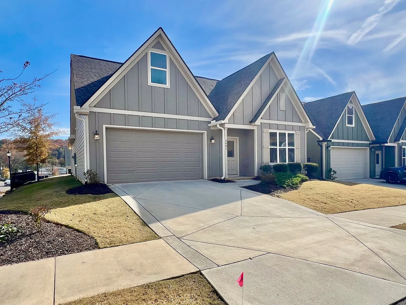 4 bed, 3.0 bath, 2515 sqft, $3,050 — Photo 3