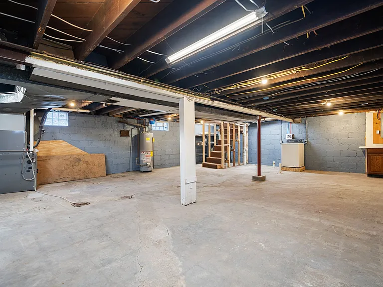 7921 W Bruno Ave — Photo 18