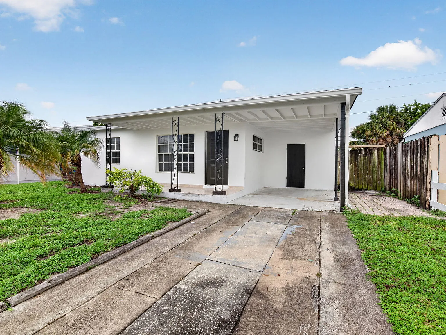 2 bed, 1.0 bath, 876 sqft, $2,600 — Photo 3