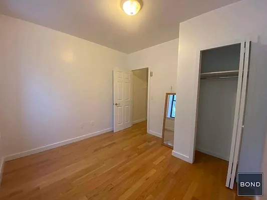 Rented by Bond New York | media 11