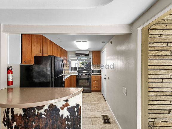2nd image of 701 Monticello Dr #105