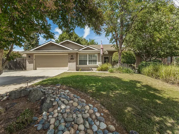 6022 W Howard Court, Visalia, CA 93277