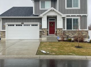 101 W Glenna Way, Farmington, UT 84025