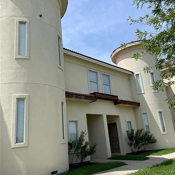 1412 E Keeton Ave #18 — Photo 1