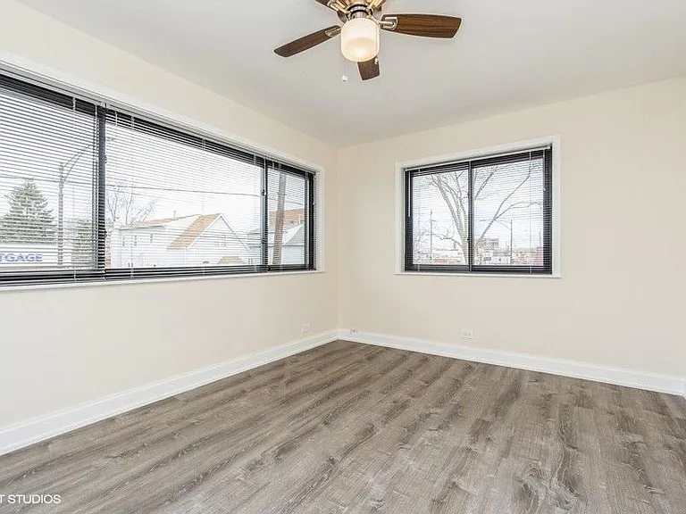 5637 W Lawrence Ave #2F — Photo 7