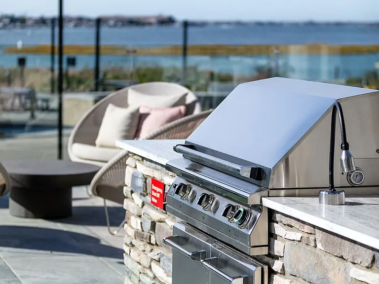 Courtyard with barbeque grills