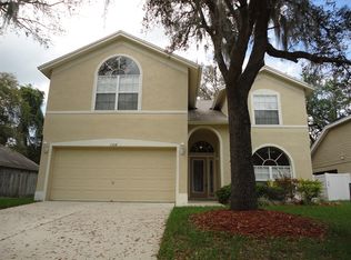 2308 Lyncrest Ct, Valrico, FL 33596