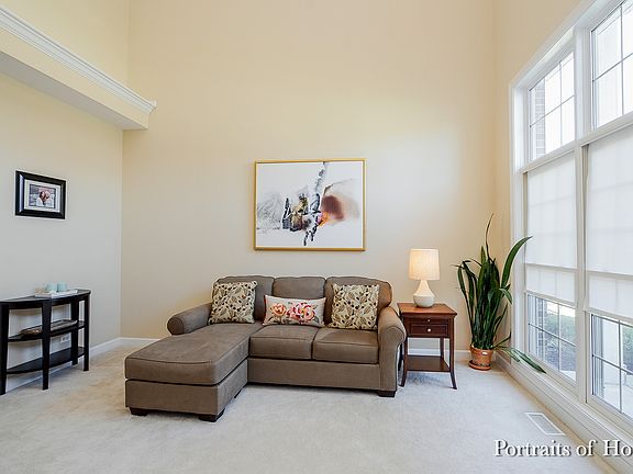 4th image of 24800 Winterberry Ln