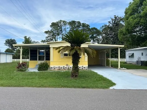 80 Rose Dr, Fruitland Park, FL 34731