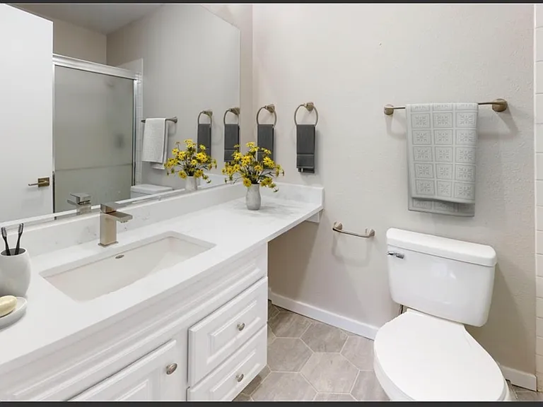 22700 28th Ave S #310 — Photo 15