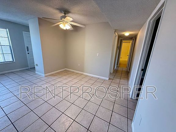 4th image of 6075 Village Cir