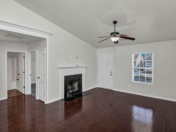 5th image of 537 Dawsons Park Way