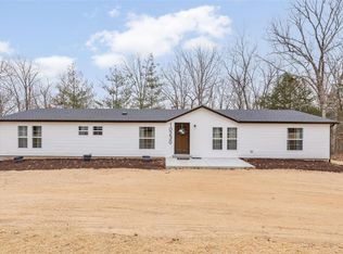 10230 Girard Rd, Potosi, MO 63664