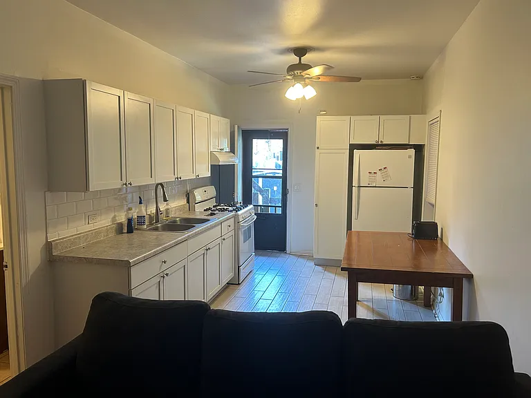 2246 W Taylor St #2-B — Photo 1