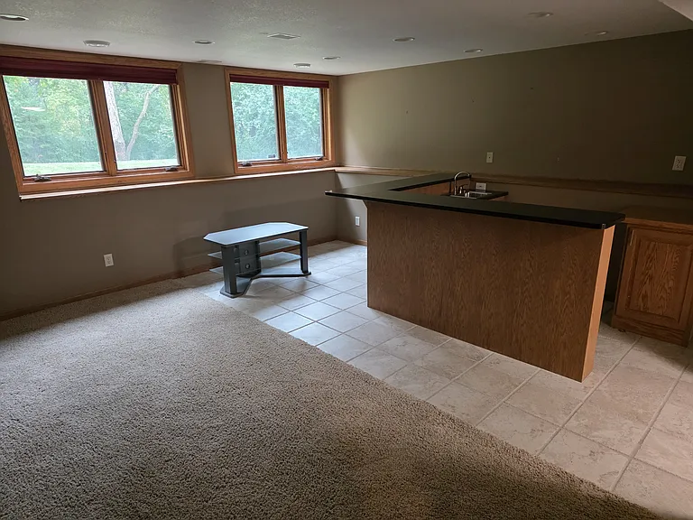 4110 Juneau Ln N — Photo 40