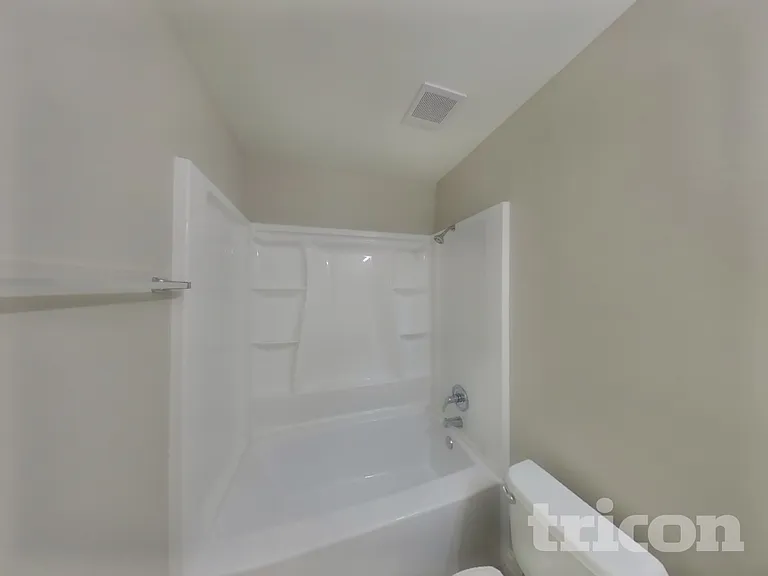1217 Glencoe Dr — Photo 16