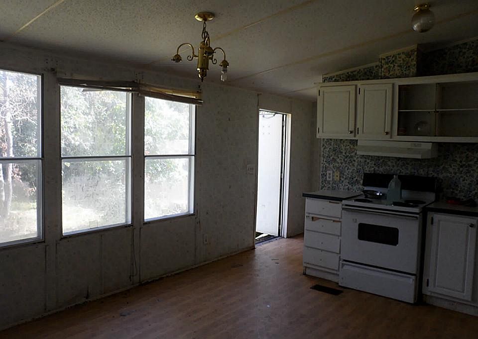 1st image of 4441 Grand Oaks Dr
