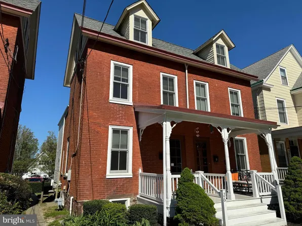26 N Congress St, Newtown, PA 18940