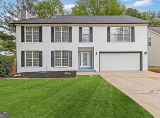 285 Camden Park Dr, Lawrenceville, GA