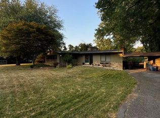 3 Greenlea Dr, Baltimore, MD 21208