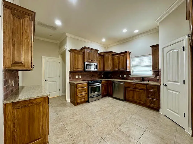 3704 W Cherokee Rd — Photo 8