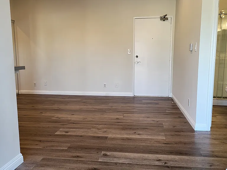 3819 Country Club Dr #202 — Photo 13