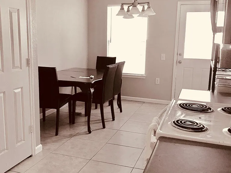 1429 Coriander Dr — Photo 8