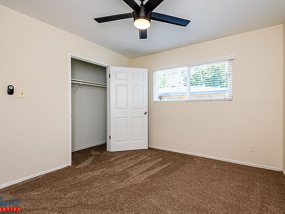 4th image of 184 Carlton Ave APT 3