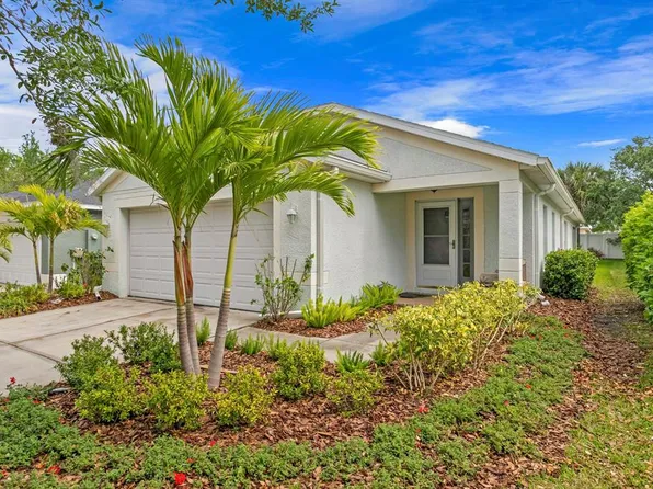 11412 Crestlake Village Dr, Riverview, FL 33569