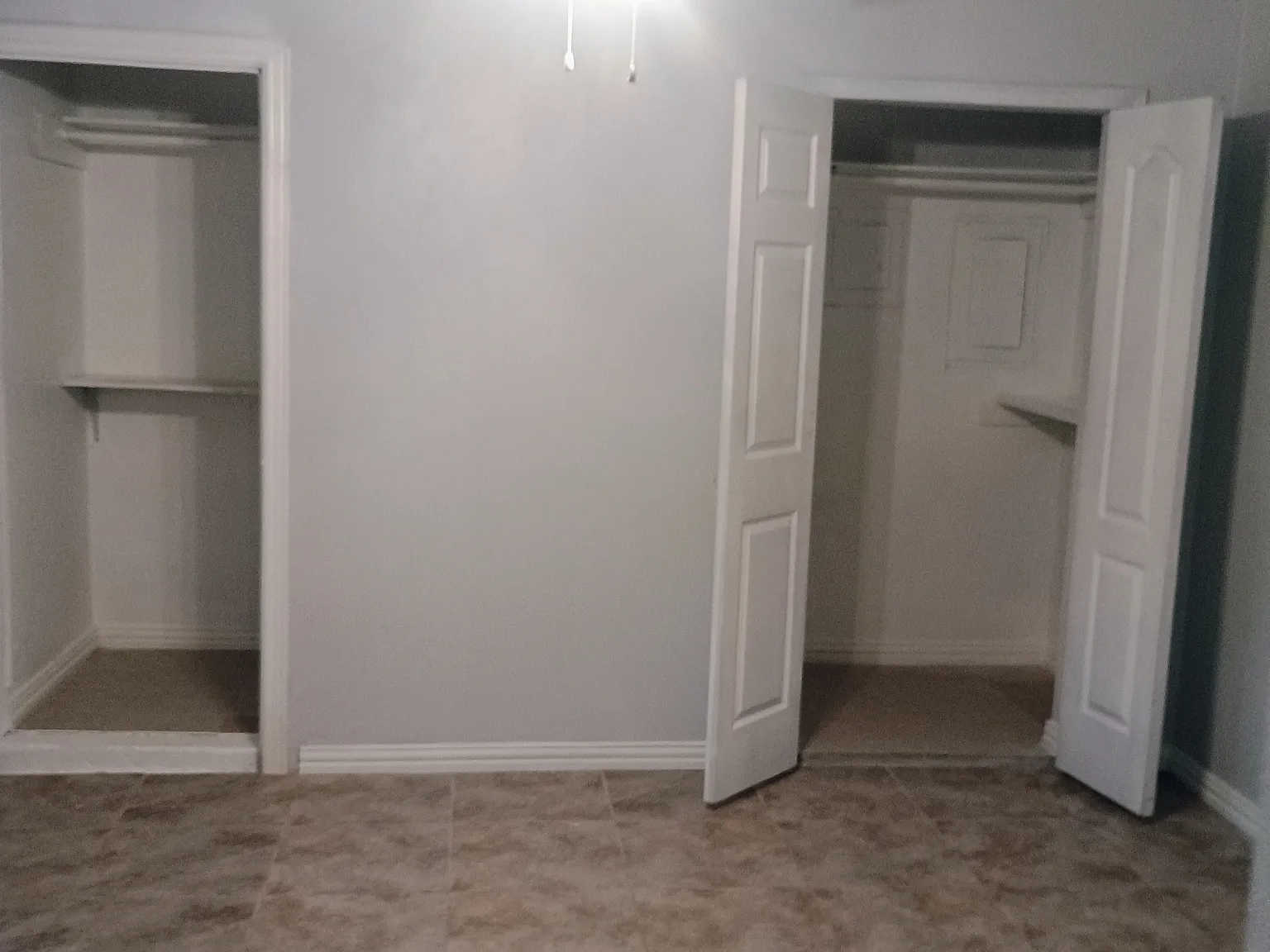 3 bed, 1000 sqft, $1,500 — Photo 3