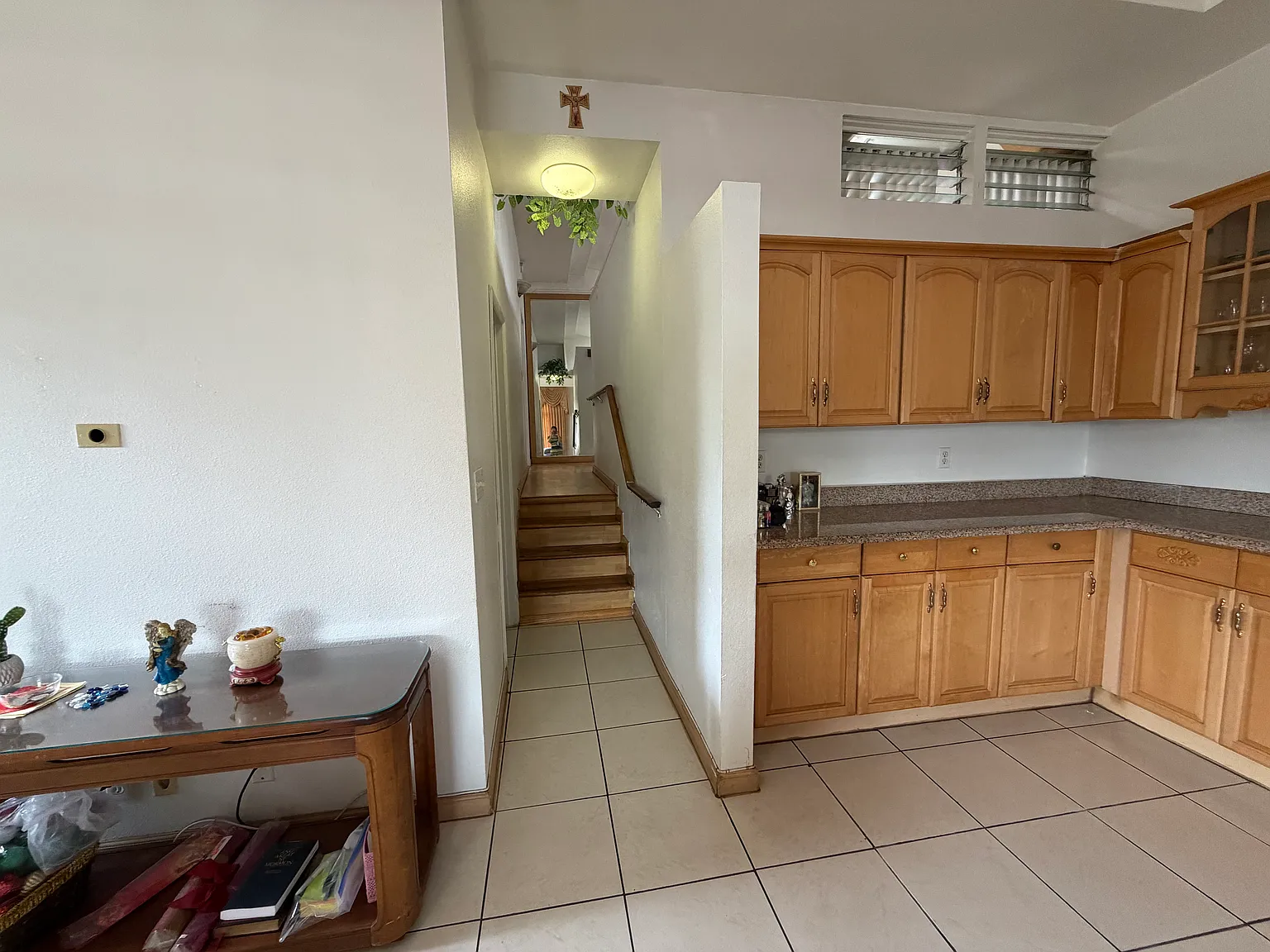 4 bed, 2.5 bath, $1,200 — Photo 4