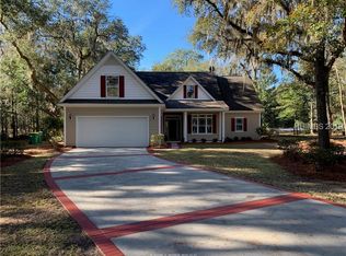 26 Woods Ct, Ridgeland, SC 29936