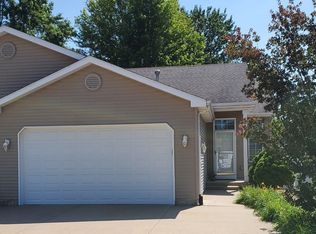 604 Castle St, Sandwich, IL 60548